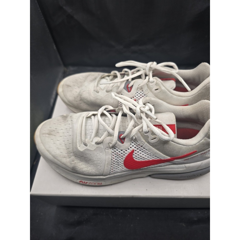 Size 10 - Nike Zoom Prevail Summit White Chile Red